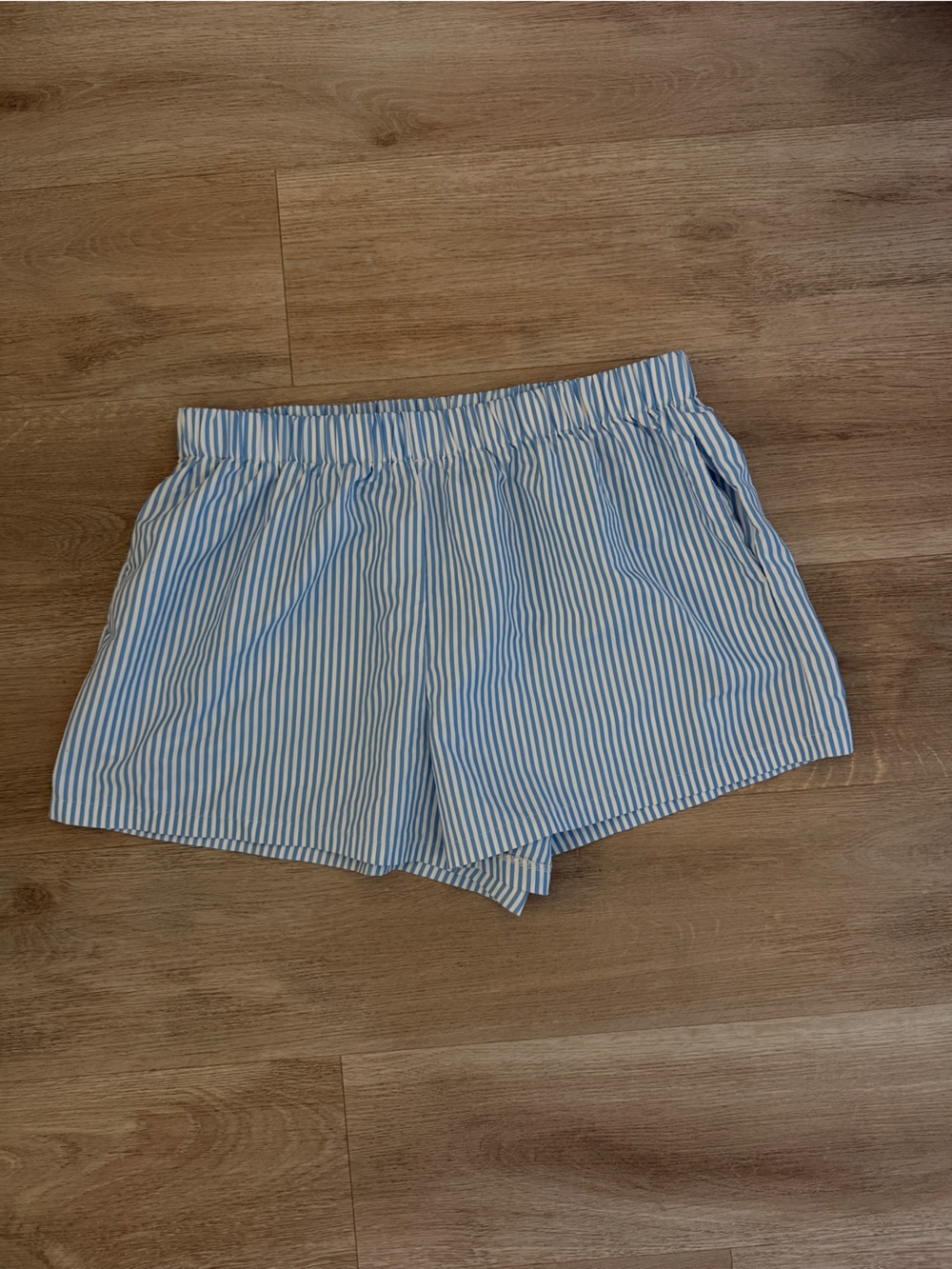 SHEIN Striped Blue & White Elastic-Hem Tube Top